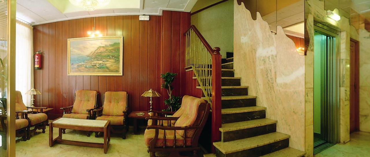 Hotel Continental Calella Eksteriør bilde